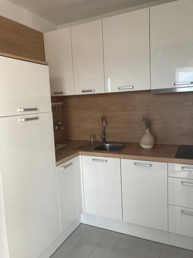 Apartman Hmelina Vrsi Dış mekan fotoğraf