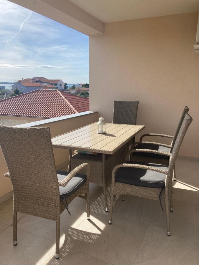 Apartman Hmelina Vrsi Dış mekan fotoğraf