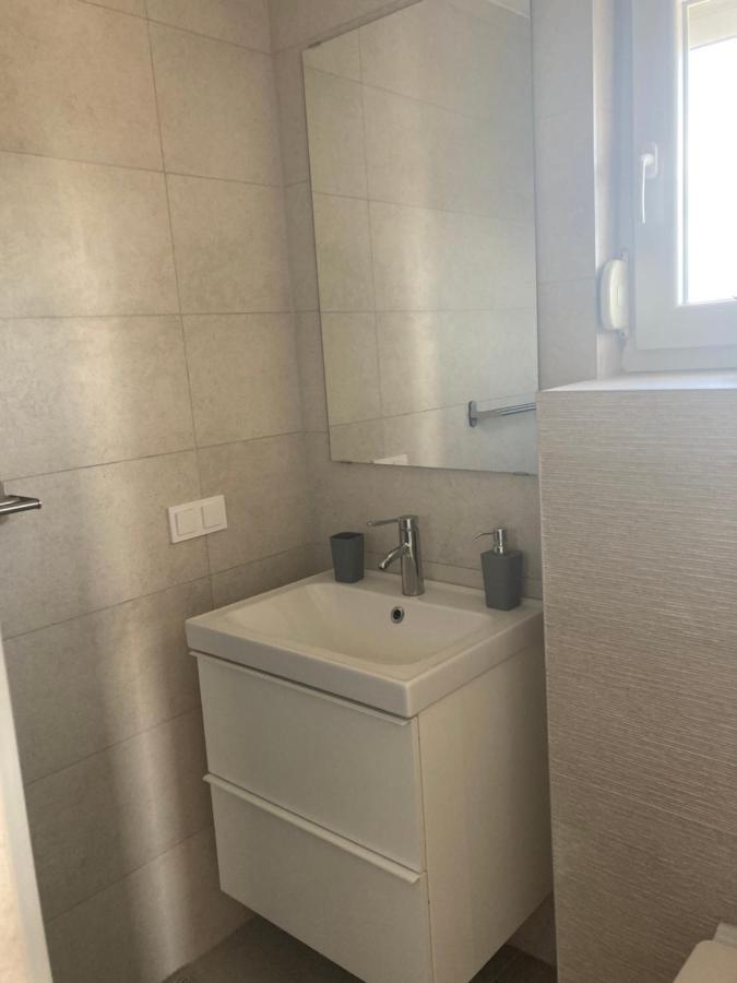 Apartman Hmelina Vrsi Dış mekan fotoğraf